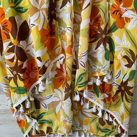 NWT Hawaiian Floral Tassel Kimono Medium - Picture 3 of 8